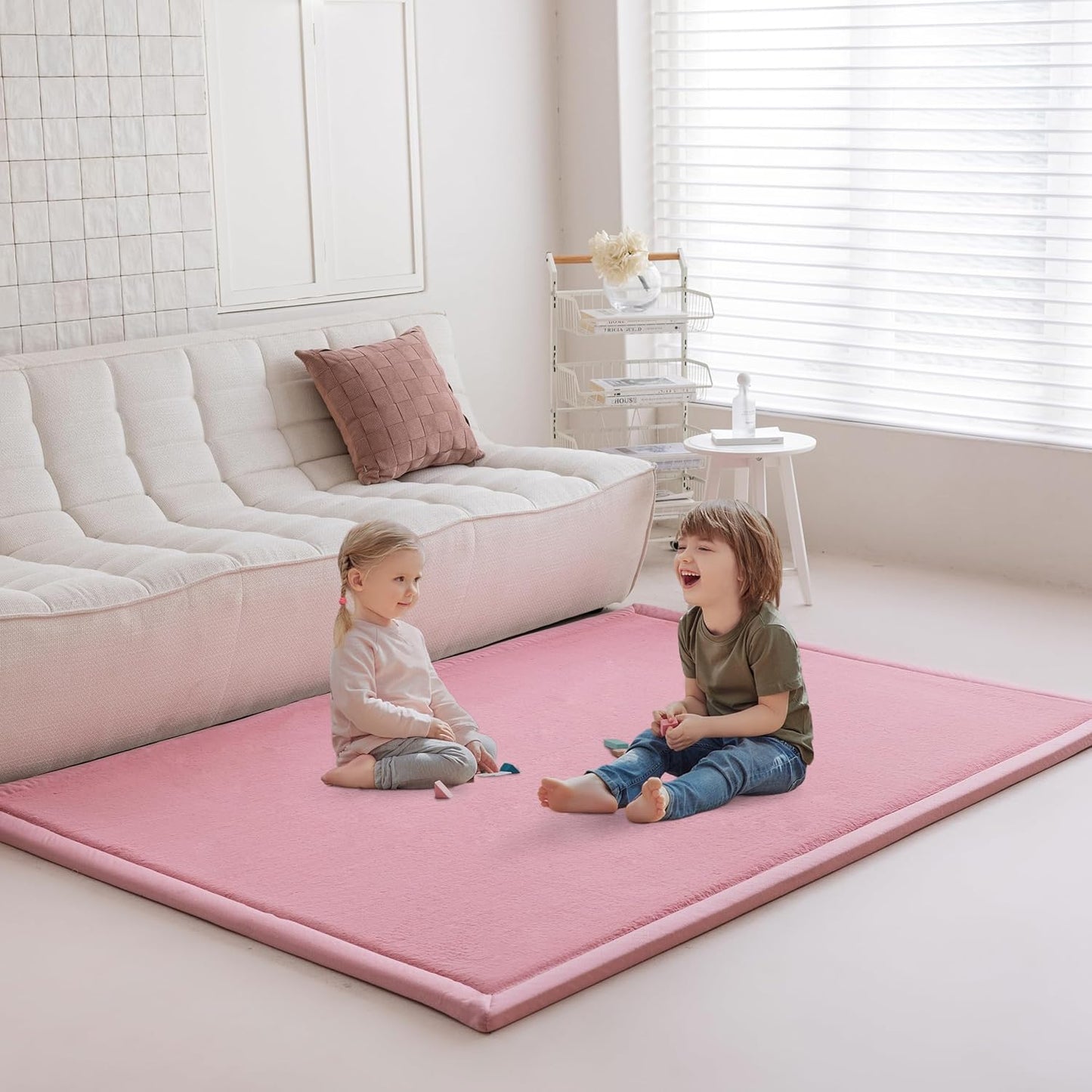 Loartee Faux Rabbit Fur Rug - 1.18" Thick Soft Fluffy Area Rug, Non-Slip Memory Foam Crawling Mat, Light Pink, 59"x59"