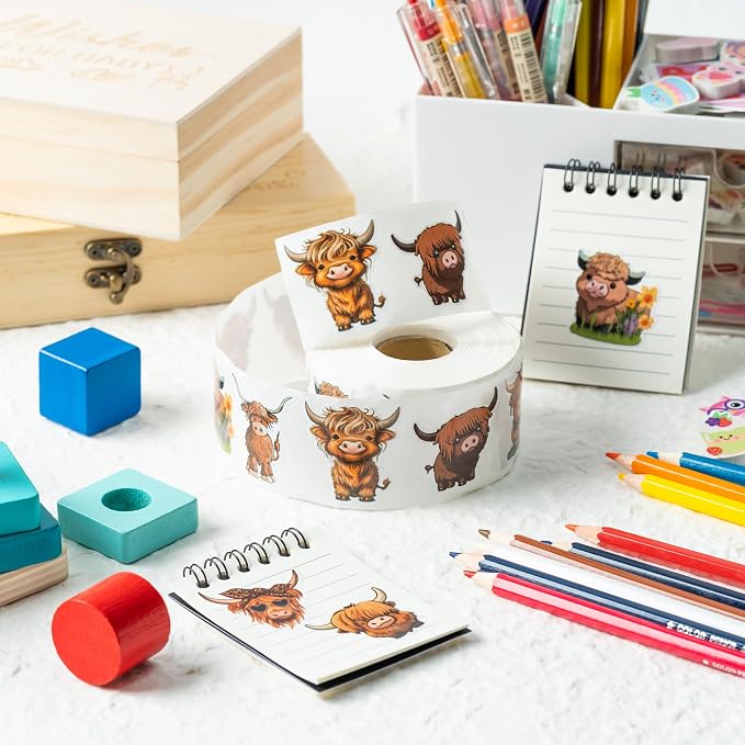 800Pcs Cute Highland Cow Roll Stickers Hyland Cattle Decals | 8 Styles