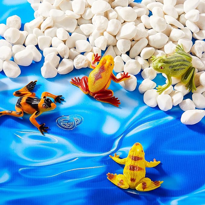36 Pieces Plastic Frogs Toy Mini Vinyl Realistic Frog Toy Decorations Frogs Fun