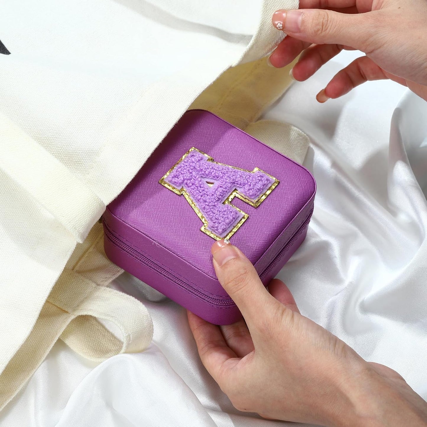Parima Small Jewelry Box for Girls, Travel Must Have Jewelry Organizer Travel Case | Travel Gifts for Women Girls Jewelry Box | Graduation Gifts for Friends Female - Letter E, Purple