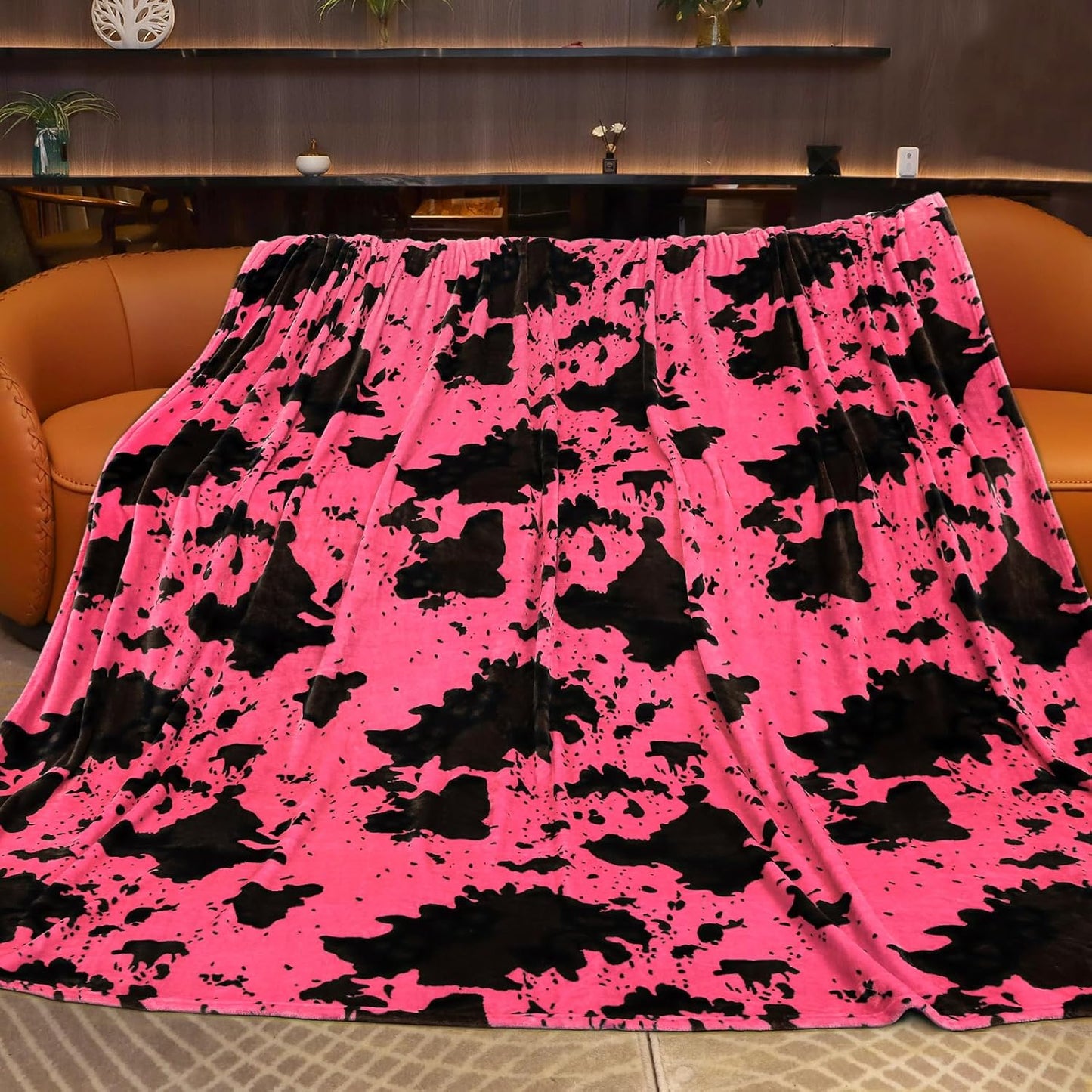 King Size Throw Blanket for Bed - Pink Cow Print Blanket Lightweight Warm Fuzzy Soft Fleece Bedding for Bedroom, Living Room, Gifts for Women