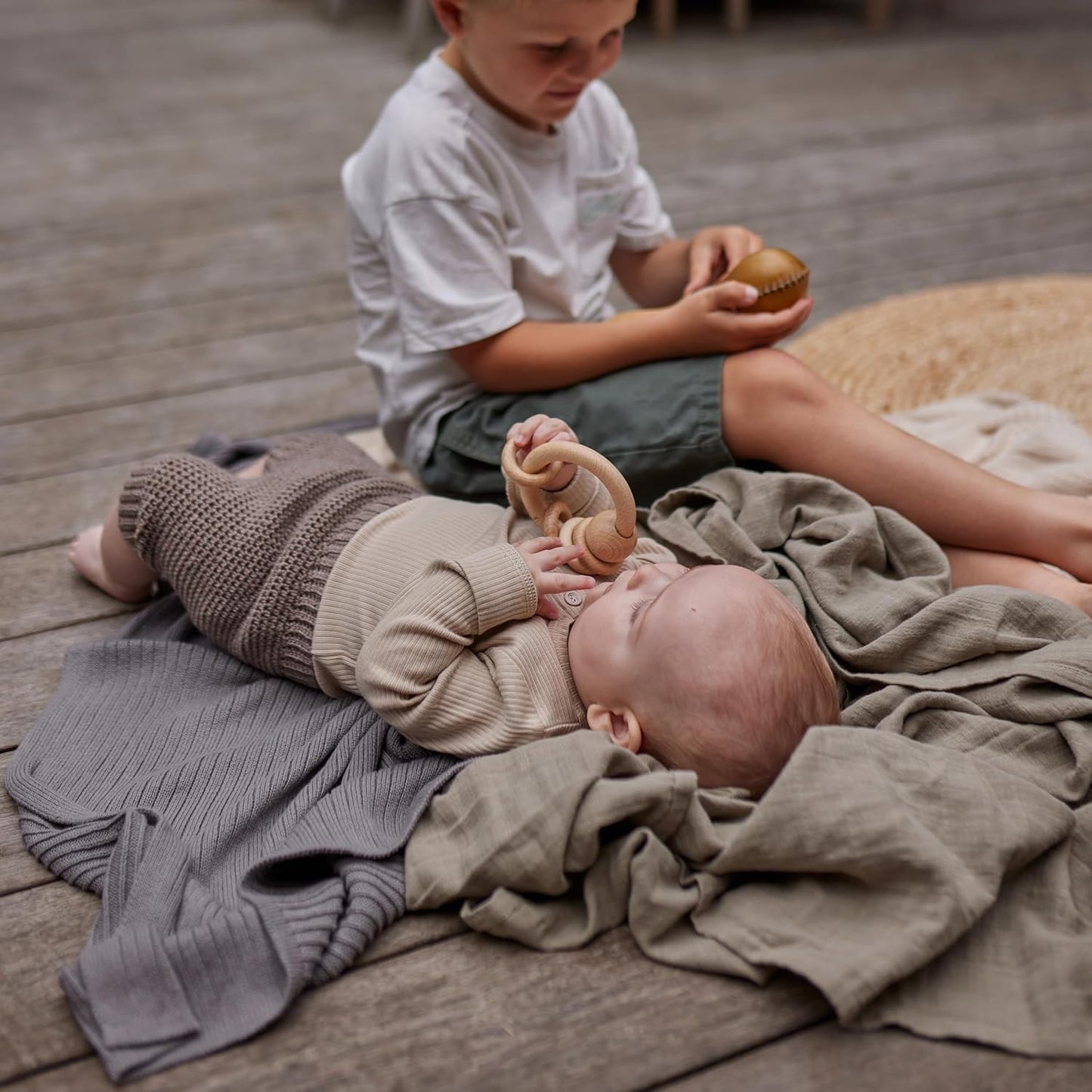 Knitted Organic Cotton Baby Blanket- Swaddle Blanket, 30" x 40" Soft Receiving Blanket for Newborn (Ribbed-Cloud Grey)