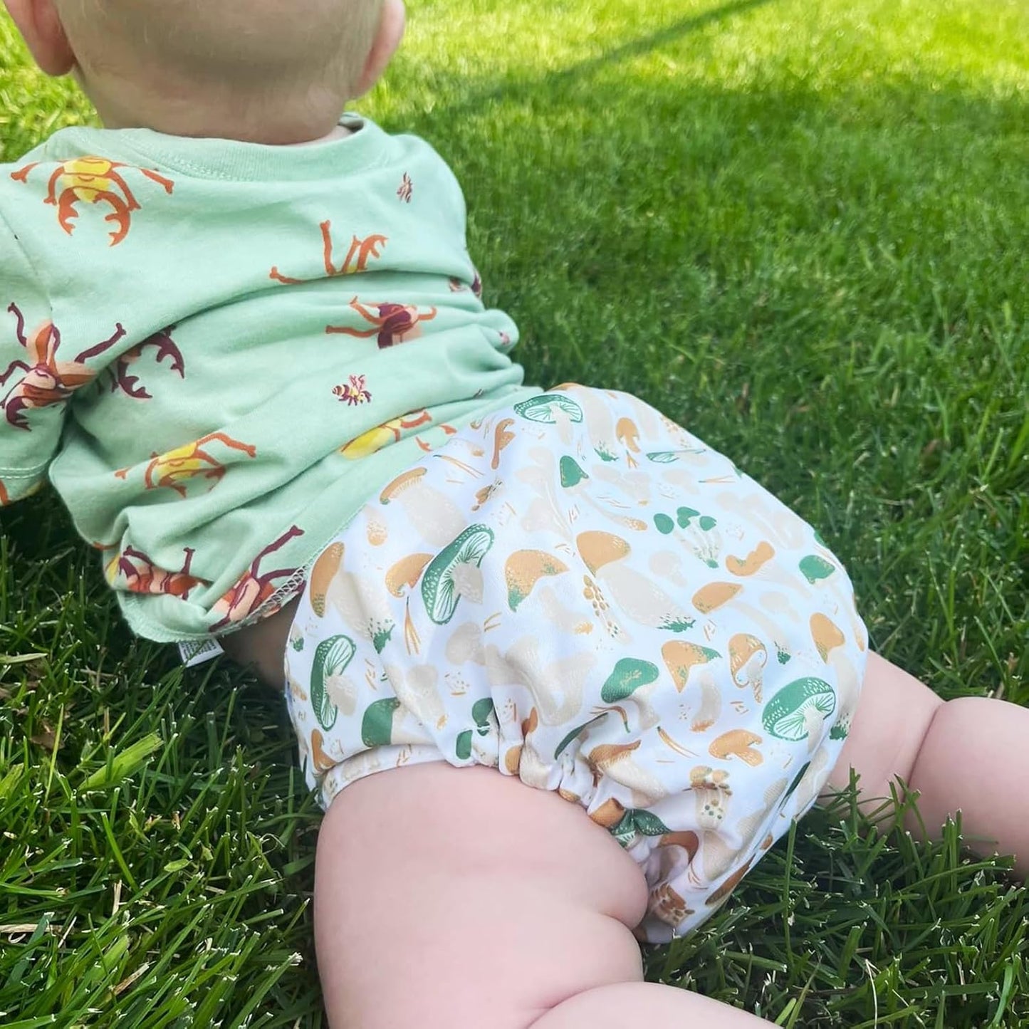Mama Koala 3.0 Pocket Cloth Diapers for Babies with AWJ Lining, 6 Pack with 6 5-Layer Natural Cloth Diaper Inserts - Reusable and Washable Pocket Diapers(A-Mushrooms)