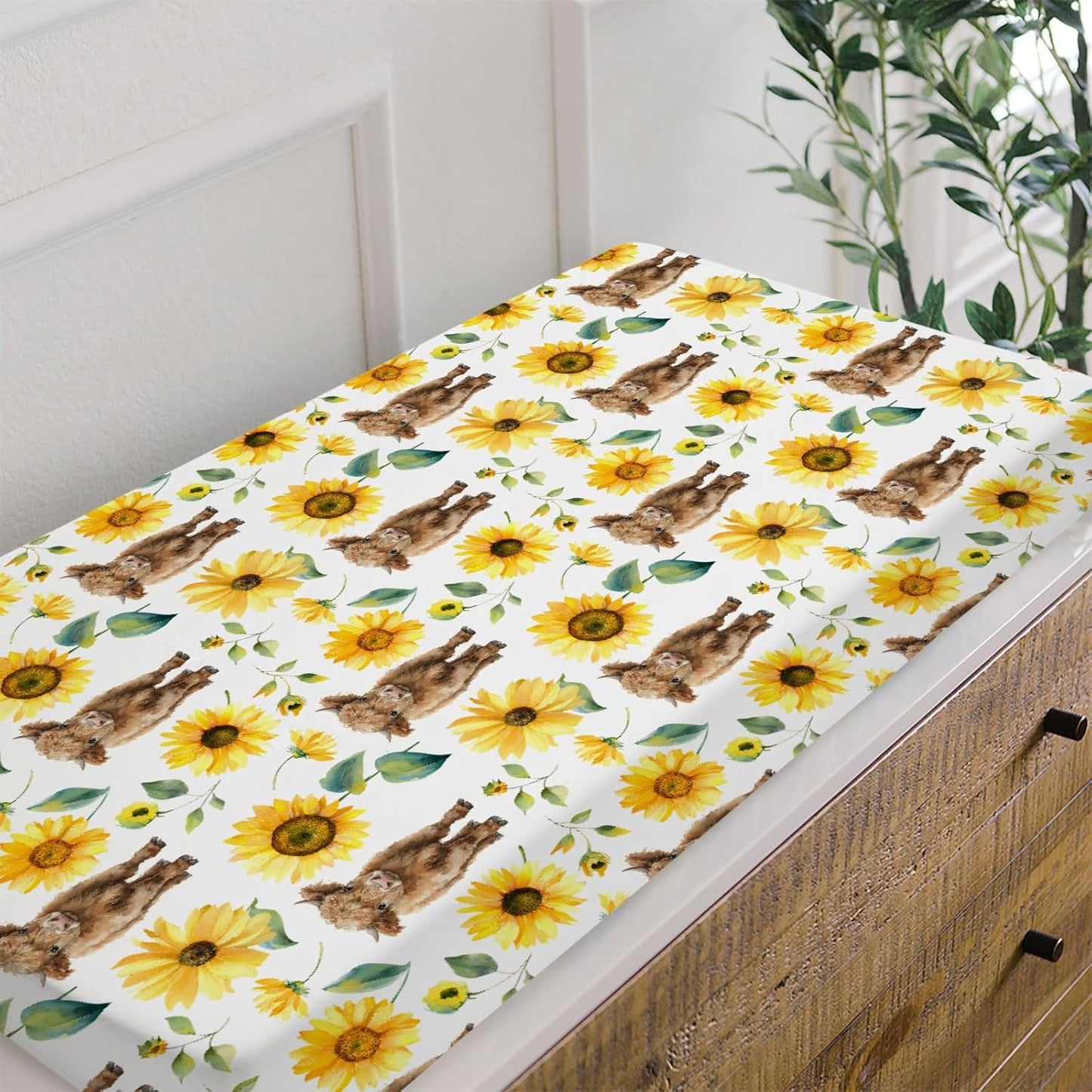 HawSkgFub Highland Cow Sunflower Changing Pad Cover for Baby Girls, Western Farm Animal Fall Flower Diaper Change Table Covers, Soft Stretchy Safe Snug Fitted Changing Mat Sheet Fit 32"/34" x 16"