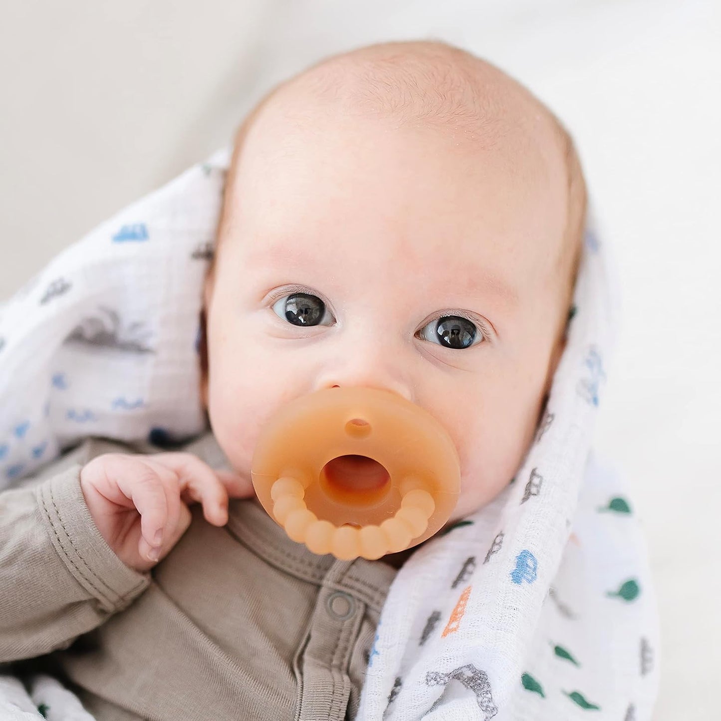 Ryan & Rose Cutie PAT Pacifier Teether (Bulb, Clear Rubber)