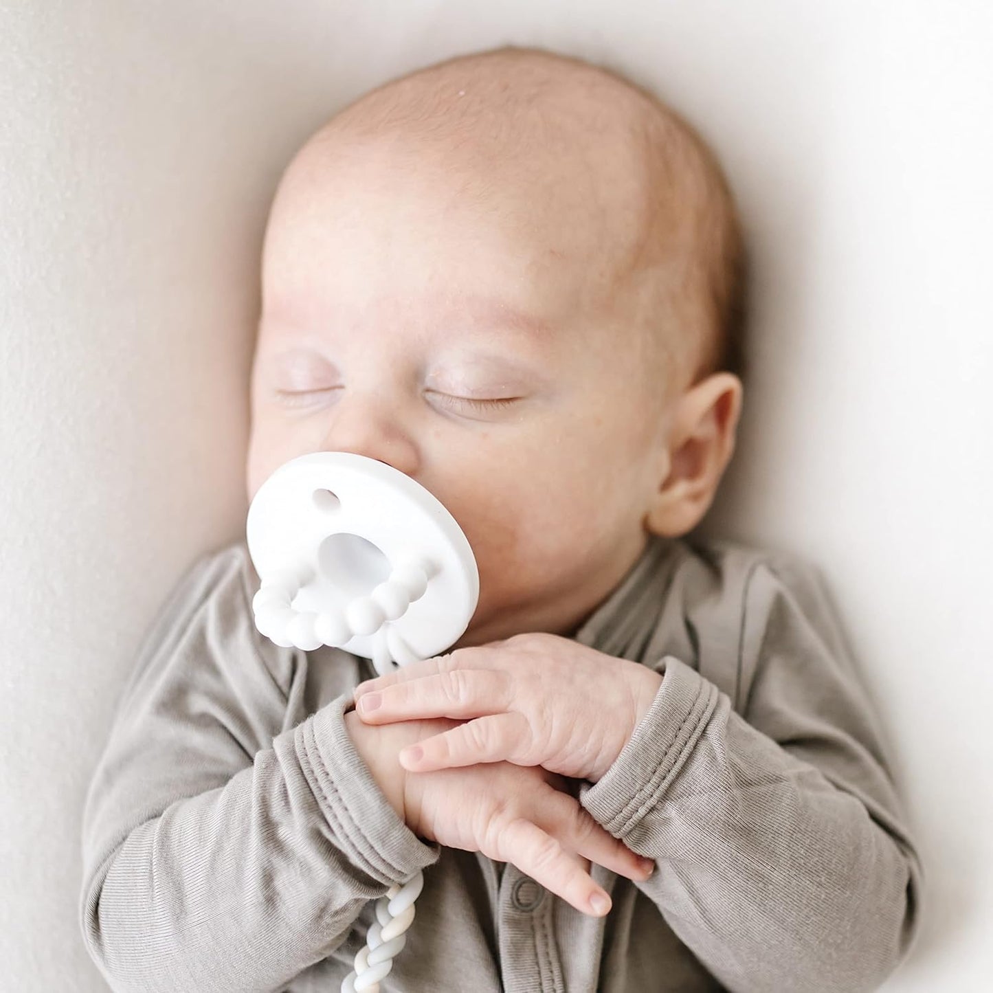 Ryan & Rose Cutie PAT Pacifier Teether (Stage 2, White)