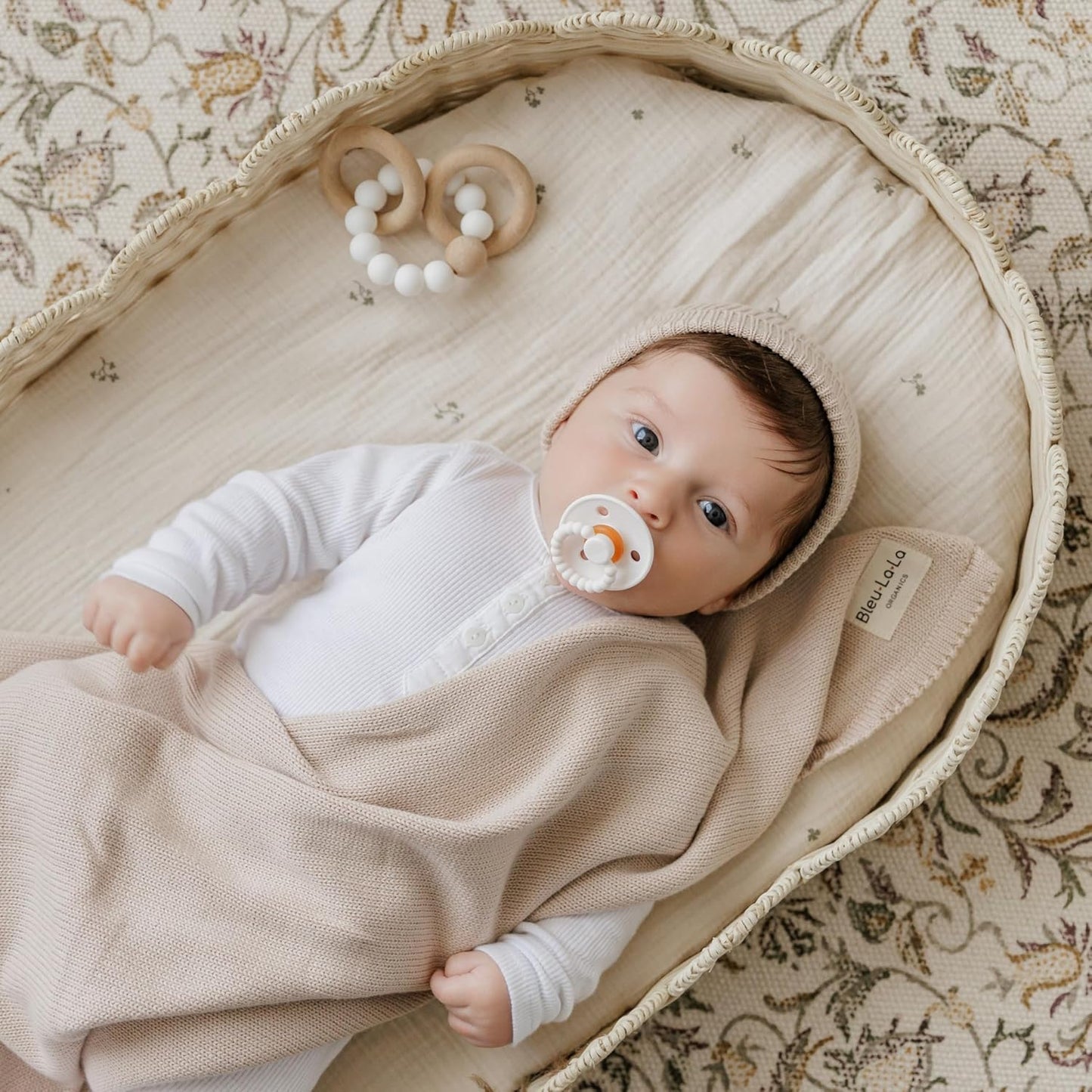 Luladream Pacifier and Clip Set - Natural Rubber Nipple - Soft Teething Handle - for Infants Baby's and Toddlers, 0-18 Months (Camel + Cream + Clips)