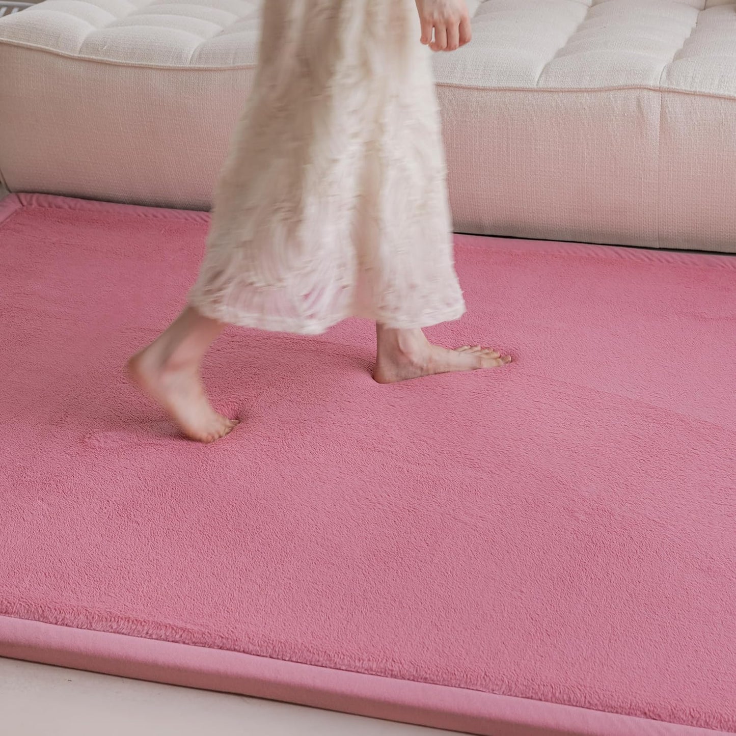 Loartee Faux Rabbit Fur Rug - 1.18" Thick Soft Fluffy Area Rug, Non-Slip Memory Foam Crawling Mat, Light Pink, 59"x59"