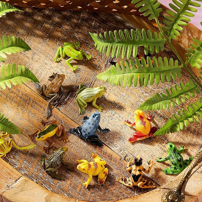 36 Pieces Plastic Frogs Toy Mini Vinyl Realistic Frog Toy Decorations Frogs Fun