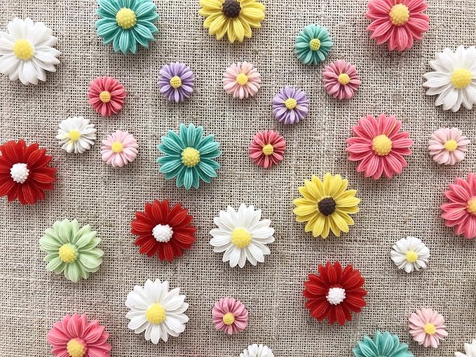 Temoyj Decorative Thumb Tacks 24 Pcs Colorful Cute Pushpins